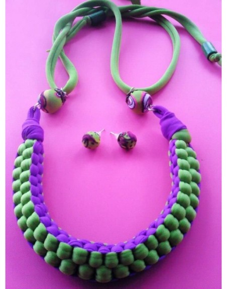 JUEGO COLLAR-ZARCILLO  DE COLORES TEJIDOS