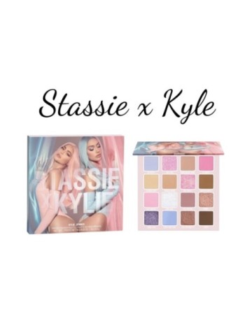KYLIE PALETAS DE SOMBRA ROSADA Y BLANCA